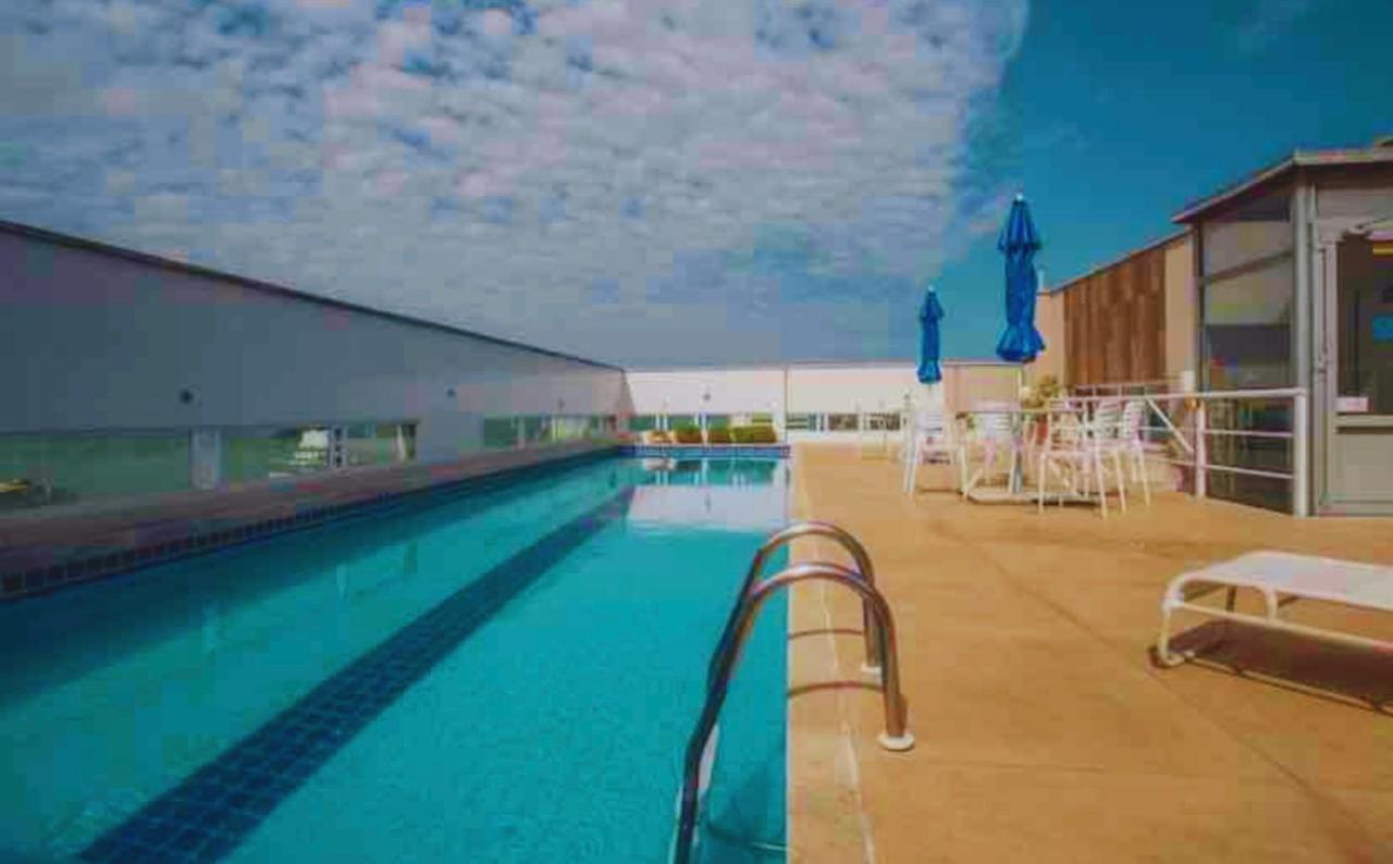 Flat Exclusivo No Hotel Ramada Macae, Smartv, Wifi 512Mbps, Piscina E Garagem Luaran gambar